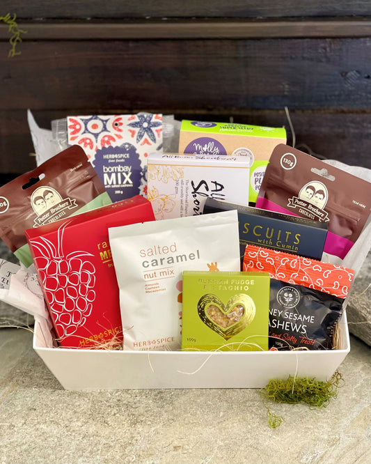 Flowersetc, Floral, Bouquet, Flowers, Gifts, Posy, Posey, Wellington, Lower Hutt, Upper Hutt, Petone, Eastbourne, Bright, Pastel, Florist, Florists, Creative, Flair, custom, bespoke, bunch, bunches, scent, candles, gift basket, interflora