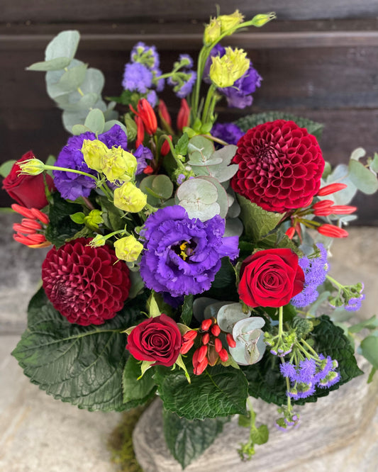 Flowersetc, Floral, Bouquet, Flowers, Gifts, Posy, Posey, Wellington, Lower Hutt, Upper Hutt, Petone, Eastbourne, Bright, Pastel, Florist, Florists, Creative, Flair, custom, bespoke, bunch, bunches, scent, plants, Indoor, wedding, sympathy, funeral, arrangement, floral, seasonal, excellent, elegant, prestige, buttonhole, corsage, gifts for mum, gifts for girlfriend, gifts for friends