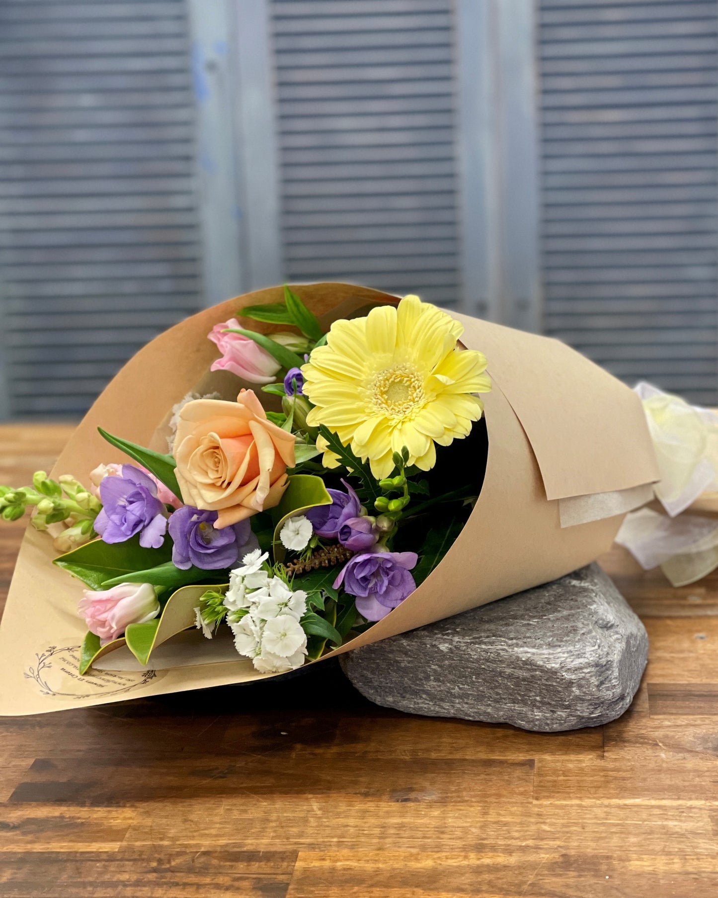 Flowersetc, Floral, Bouquet, Flowers, Gifts, Posy, Posey, Wellington, Lower Hutt, Upper Hutt, Petone, Eastbourne, Bright, Pastel, Florist, Florists, Creative, Flair, custom, bespoke, bunch, bunches, scent, plants, Indoor, wedding, sympathy, funeral, arrangement, floral, seasonal, excellent, elegant, prestige, buttonhole, corsage, gifts for mum, gifts for girlfriend, gifts for friends